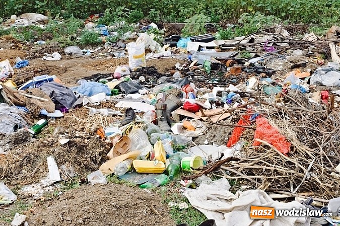 Zdjęcie w galerii na portalu naszwodzislaw.com: Rusza wakacyjna akcja społeczna #BrudnoTu wiadomości z regionu