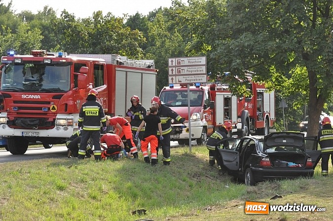 Zdjęcie w galerii na portalu naszwodzislaw.com: BMW i opel - pojazdy z powiatu wodzisławskiego zderzyły się w Rzuchowie wiadomości z regionu