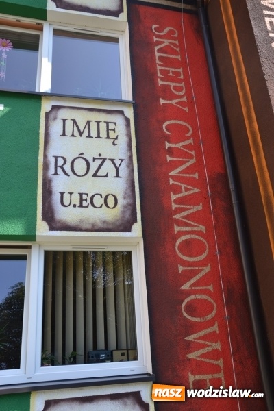 Zdjęcie w galerii na portalu naszwodzislaw.com: Jeden z najciekawszych murali w naszym regionie powstał na elewacji biblioteki miejskiej w Radlinie wiadomości z regionu