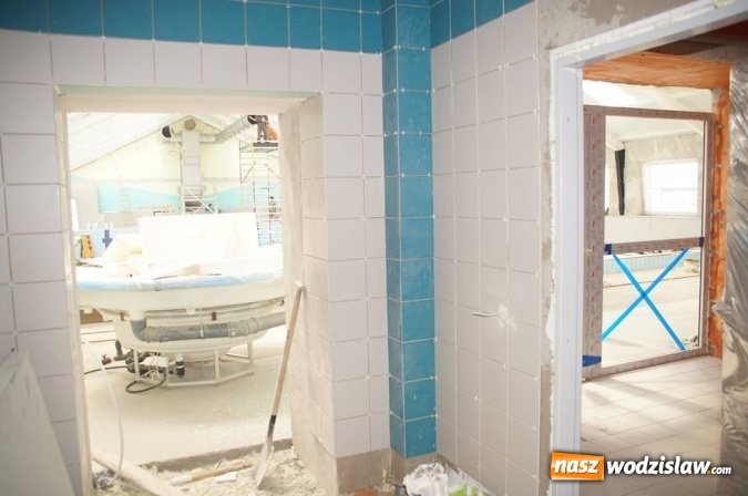 Zdjęcie w galerii na portalu naszwodzislaw.com: Remont basenu trwa. Jak przebiegają prace? wiadomości z regionu