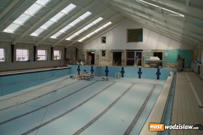 Zdjęcie w galerii na portalu naszwodzislaw.com: Remont basenu trwa. Jak przebiegają prace? wiadomości z regionu