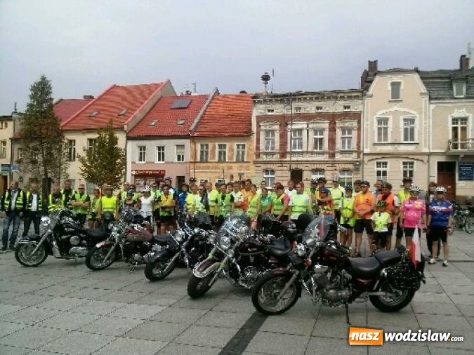 Zdjęcie w galerii na portalu naszwodzislaw.com: Wyruszyli na Górę Świętej Anny  wiadomości z regionu