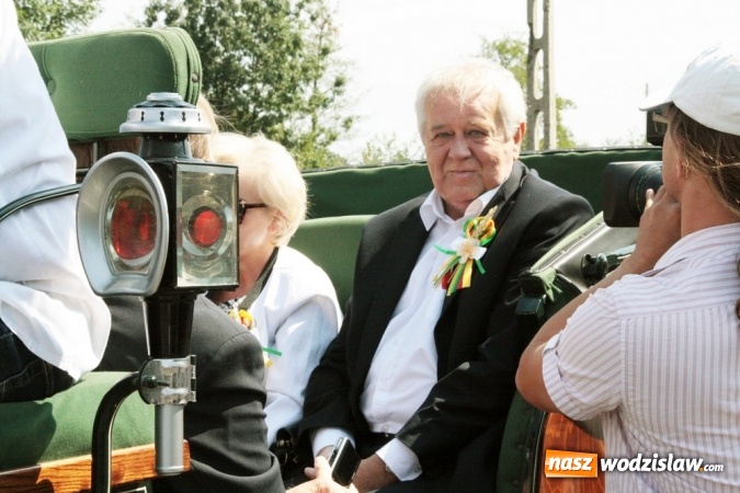 Zdjęcie w galerii na portalu naszwodzislaw.com: Potężny korowód dożynkowy w Gołkowicach! wiadomości z regionu