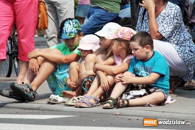 Zdjęcie w galerii na portalu naszwodzislaw.com: Potężny korowód dożynkowy w Gołkowicach! wiadomości z regionu