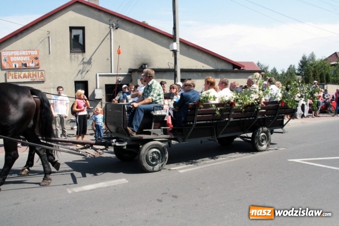 Zdjęcie w galerii na portalu naszwodzislaw.com: Potężny korowód dożynkowy w Gołkowicach! wiadomości z regionu