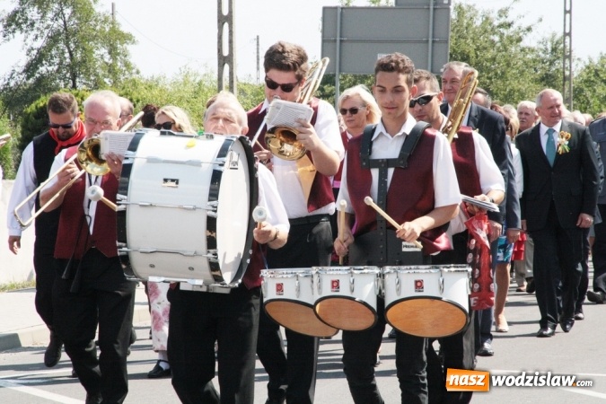 Zdjęcie w galerii na portalu naszwodzislaw.com: Potężny korowód dożynkowy w Gołkowicach! wiadomości z regionu