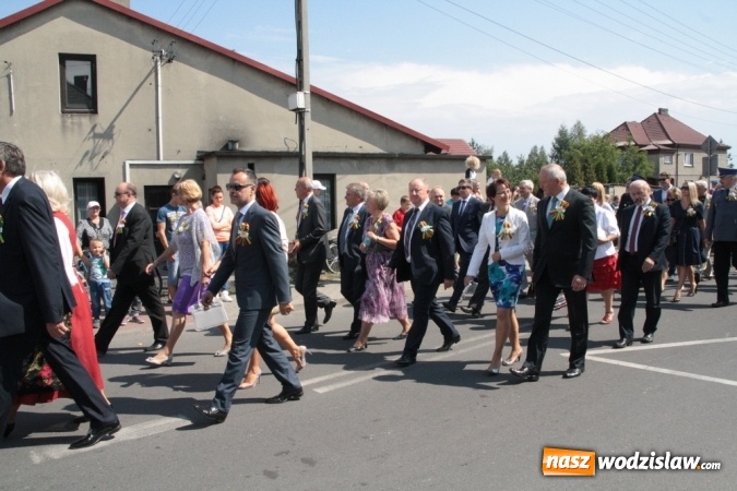 Zdjęcie w galerii na portalu naszwodzislaw.com: Potężny korowód dożynkowy w Gołkowicach! wiadomości z regionu