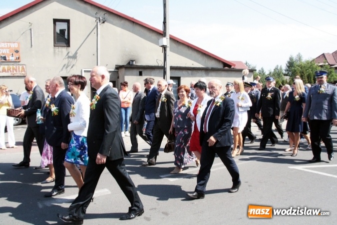 Zdjęcie w galerii na portalu naszwodzislaw.com: Potężny korowód dożynkowy w Gołkowicach! wiadomości z regionu