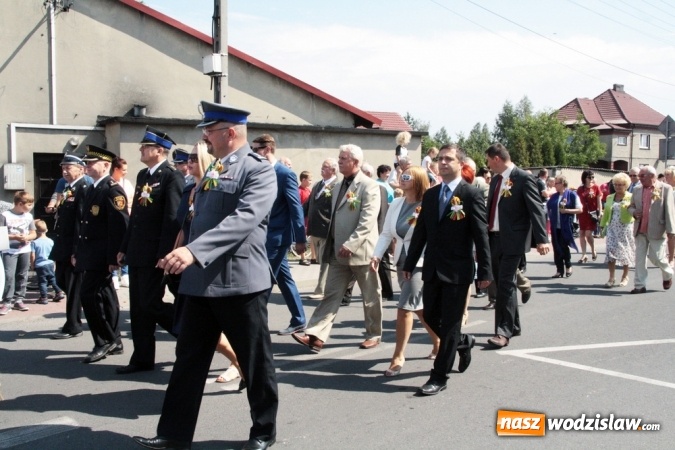 Zdjęcie w galerii na portalu naszwodzislaw.com: Potężny korowód dożynkowy w Gołkowicach! wiadomości z regionu