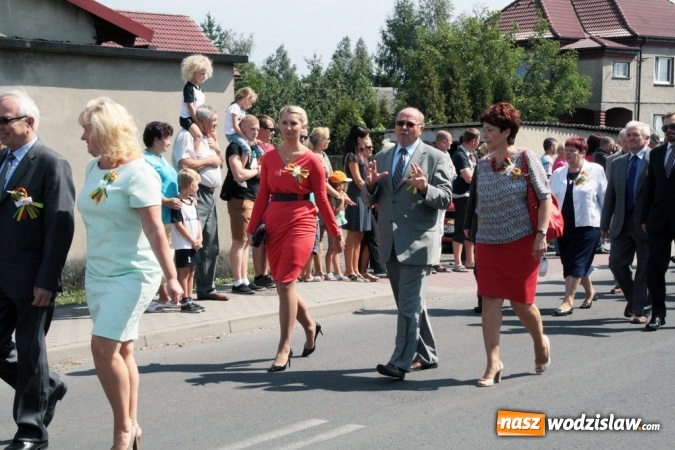 Zdjęcie w galerii na portalu naszwodzislaw.com: Potężny korowód dożynkowy w Gołkowicach! wiadomości z regionu