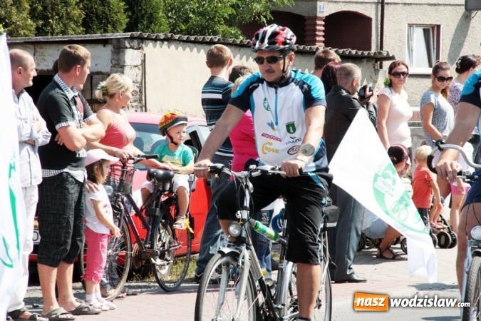 Zdjęcie w galerii na portalu naszwodzislaw.com: Potężny korowód dożynkowy w Gołkowicach! wiadomości z regionu