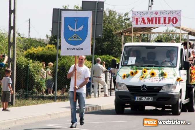 Zdjęcie w galerii na portalu naszwodzislaw.com: Potężny korowód dożynkowy w Gołkowicach! wiadomości z regionu