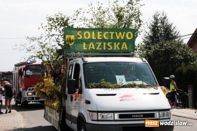 Zdjęcie w galerii na portalu naszwodzislaw.com: Potężny korowód dożynkowy w Gołkowicach! wiadomości z regionu