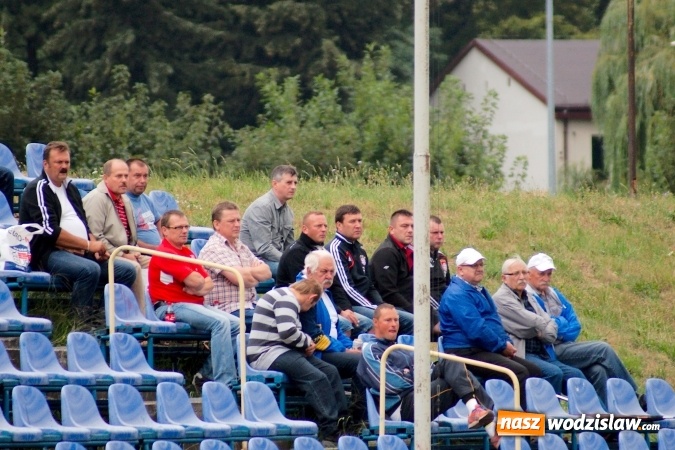 Zdjęcie w galerii na portalu naszwodzislaw.com: Klasa okręgowa: Ogromne szczęście Rydułtów. Naprzód zrobił mały krok naprzód wiadomości z regionu