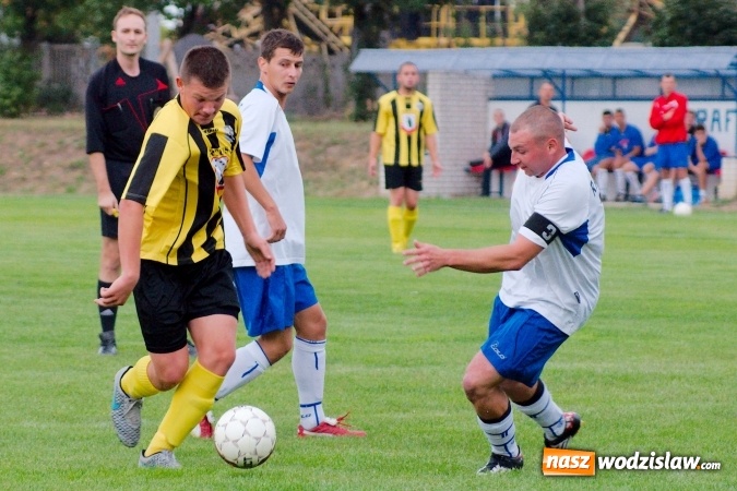 Zdjęcie w galerii na portalu naszwodzislaw.com: Klasa okręgowa: Ogromne szczęście Rydułtów. Naprzód zrobił mały krok naprzód wiadomości z regionu