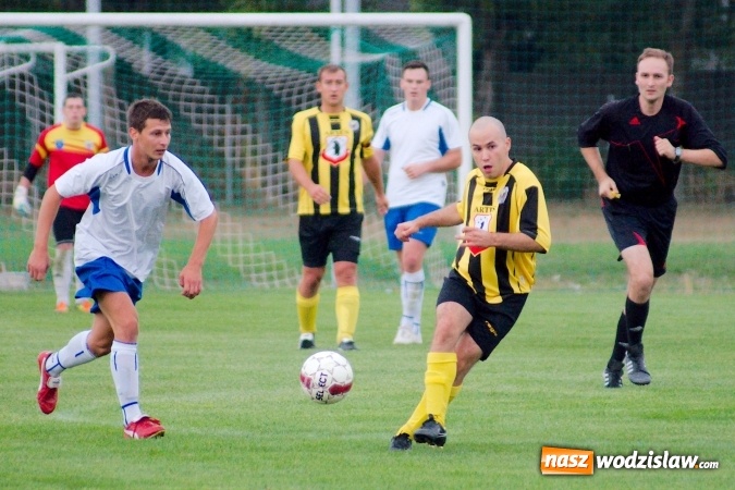 Zdjęcie w galerii na portalu naszwodzislaw.com: Klasa okręgowa: Ogromne szczęście Rydułtów. Naprzód zrobił mały krok naprzód wiadomości z regionu