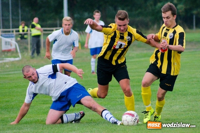 Zdjęcie w galerii na portalu naszwodzislaw.com: Klasa okręgowa: Ogromne szczęście Rydułtów. Naprzód zrobił mały krok naprzód wiadomości z regionu