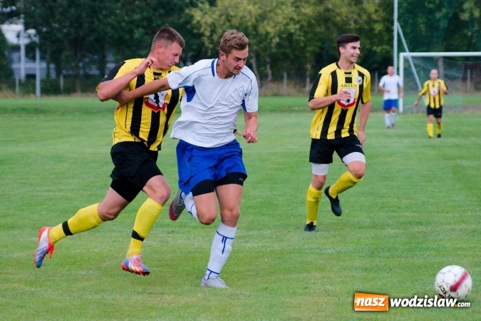 Zdjęcie w galerii na portalu naszwodzislaw.com: Klasa okręgowa: Ogromne szczęście Rydułtów. Naprzód zrobił mały krok naprzód wiadomości z regionu