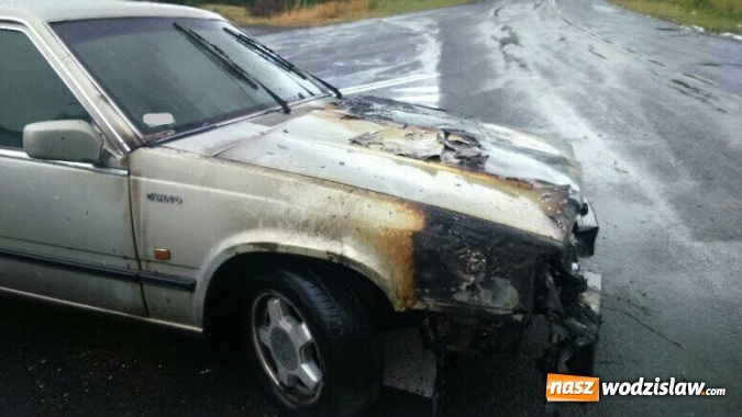 Zdjęcie w galerii na portalu naszwodzislaw.com: Gogołowa: Auto stanęło w płomieniach w trakcie jazdy!  wiadomości z regionu