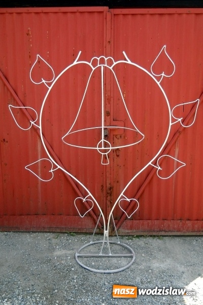 Zdjęcie w galerii na portalu naszwodzislaw.com: Panie plotły korony dożynkowe wiadomości z regionu