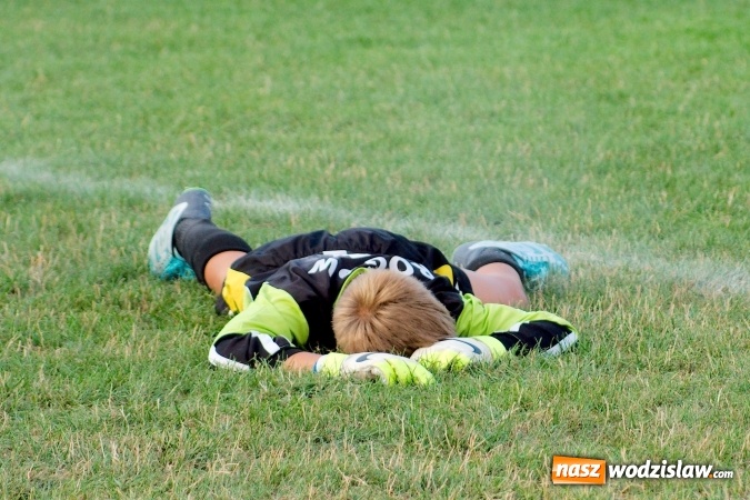 Zdjęcie w galerii na portalu naszwodzislaw.com: Młodziki Rogowa na tarczy w Tworkowie wiadomości z regionu