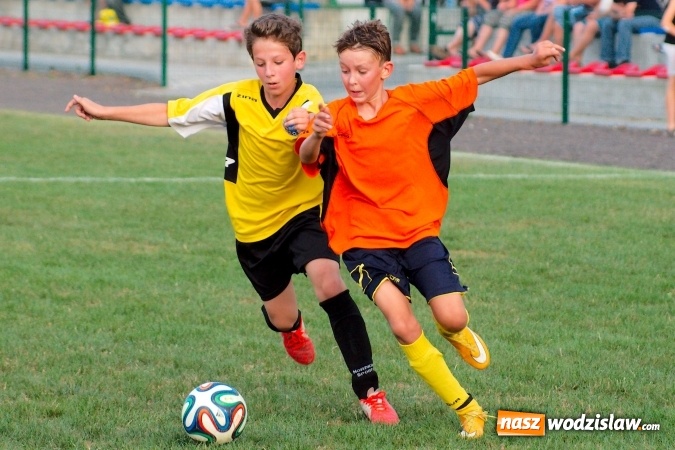 Zdjęcie w galerii na portalu naszwodzislaw.com: Młodziki Rogowa na tarczy w Tworkowie wiadomości z regionu