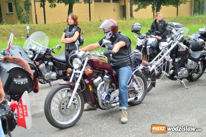 Zdjęcie w galerii na portalu naszwodzislaw.com: Parada motocyklowa przejechała ulicami miasta wiadomości z regionu