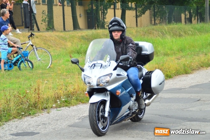 Zdjęcie w galerii na portalu naszwodzislaw.com: Parada motocyklowa przejechała ulicami miasta wiadomości z regionu