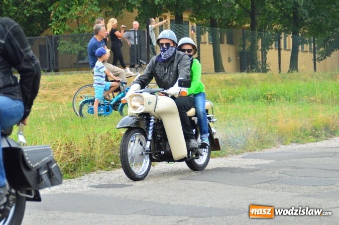 Zdjęcie w galerii na portalu naszwodzislaw.com: Parada motocyklowa przejechała ulicami miasta wiadomości z regionu