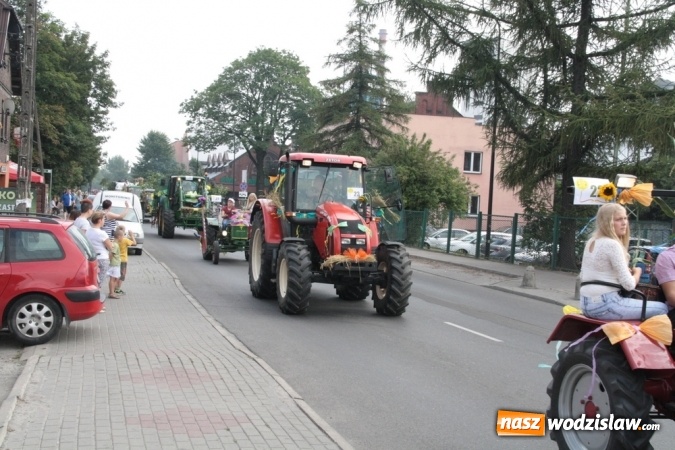 Zdjęcie w galerii na portalu naszwodzislaw.com: W Radlinie uroczyście świętowano dożynki wiadomości z regionu