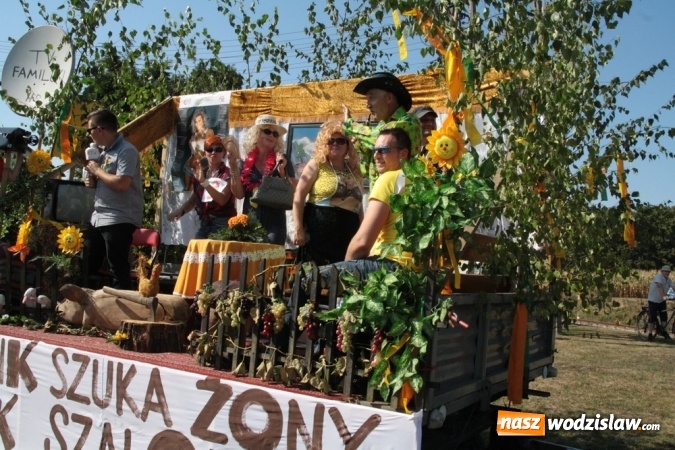 Zdjęcie w galerii na portalu naszwodzislaw.com: Rolnicy w gminie Gorzyce podziękowali za tegoroczne plony wiadomości z regionu