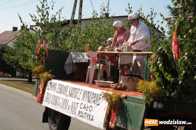 Zdjęcie w galerii na portalu naszwodzislaw.com: Rolnicy w gminie Gorzyce podziękowali za tegoroczne plony wiadomości z regionu