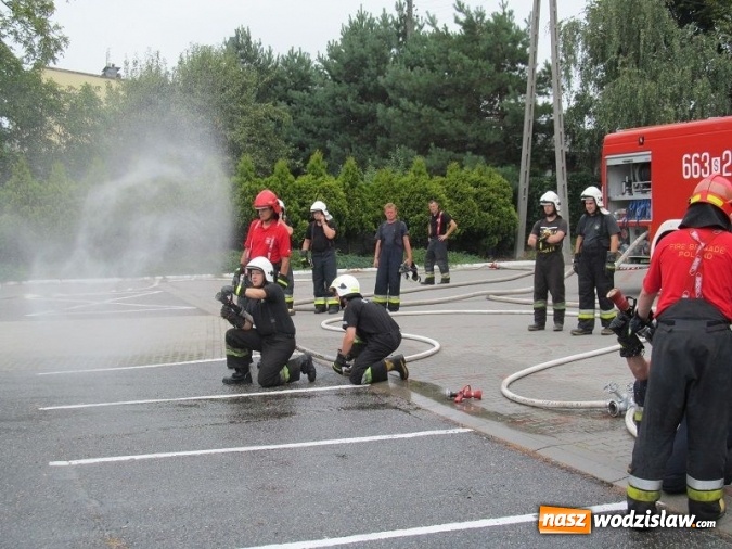 Zdjęcie w galerii na portalu naszwodzislaw.com: Strażacy ochotnicy z naszego regionu uczestniczyli w szkoleniu, które zostało poświęcone tematyce pożarów wewnętrznych wiadomości z regionu