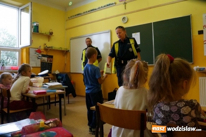 Zdjęcie w galerii na portalu naszwodzislaw.com: Trwa akcja 