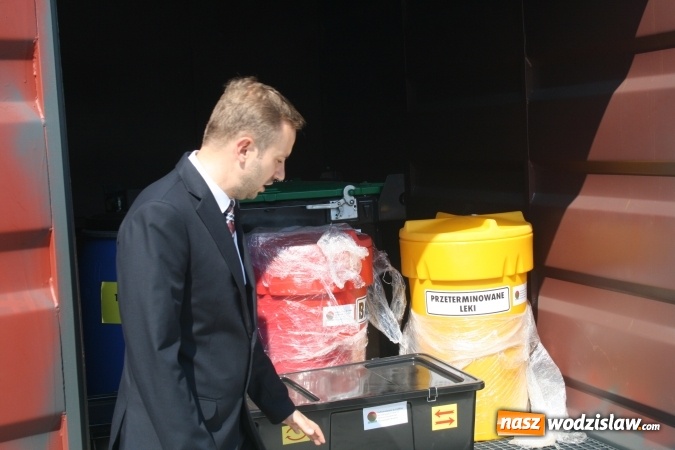 Zdjęcie w galerii na portalu naszwodzislaw.com: Uroczyste otwarcie Punktu Selektywnej Zbiórki Odpadów Komunalnych wiadomości z regionu