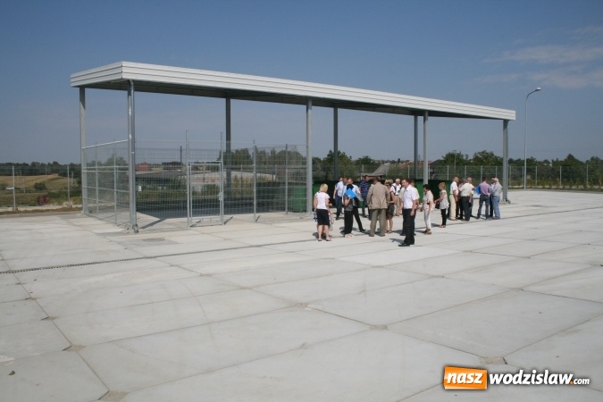 Zdjęcie w galerii na portalu naszwodzislaw.com: Uroczyste otwarcie Punktu Selektywnej Zbiórki Odpadów Komunalnych wiadomości z regionu