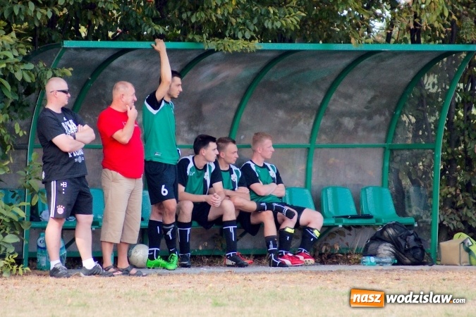 Zdjęcie w galerii na portalu naszwodzislaw.com: Rezerwy czyżowickiego Naprzodu poległy w Raciborzu wiadomości z regionu