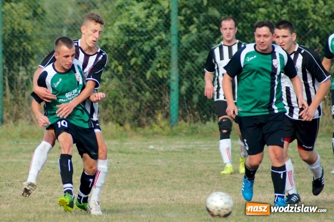 Zdjęcie w galerii na portalu naszwodzislaw.com: Rezerwy czyżowickiego Naprzodu poległy w Raciborzu wiadomości z regionu