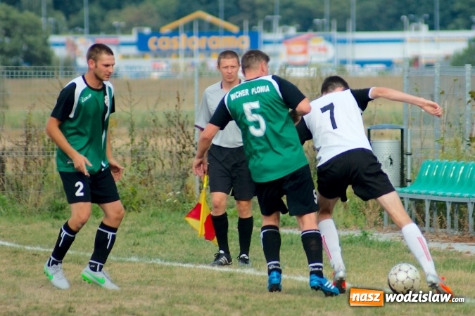 Zdjęcie w galerii na portalu naszwodzislaw.com: Rezerwy czyżowickiego Naprzodu poległy w Raciborzu wiadomości z regionu