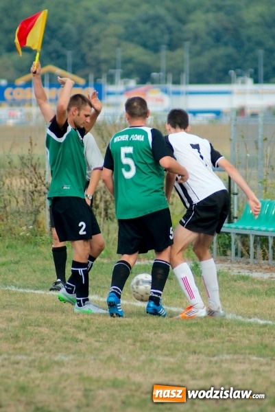 Zdjęcie w galerii na portalu naszwodzislaw.com: Rezerwy czyżowickiego Naprzodu poległy w Raciborzu wiadomości z regionu