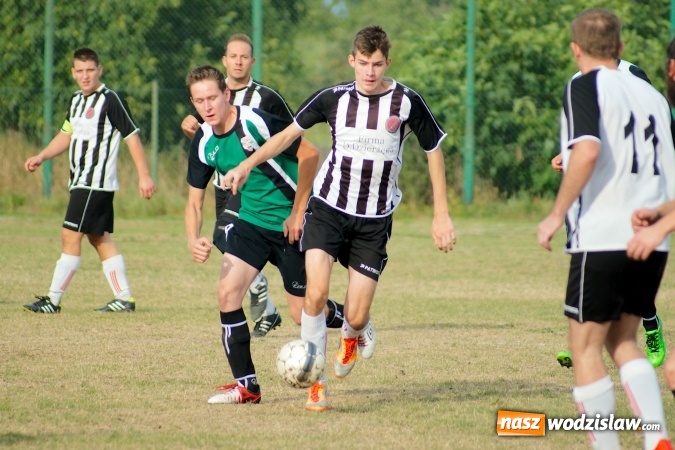 Zdjęcie w galerii na portalu naszwodzislaw.com: Rezerwy czyżowickiego Naprzodu poległy w Raciborzu wiadomości z regionu