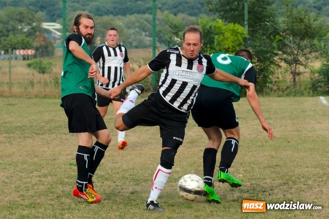 Zdjęcie w galerii na portalu naszwodzislaw.com: Rezerwy czyżowickiego Naprzodu poległy w Raciborzu wiadomości z regionu