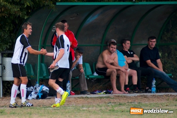 Zdjęcie w galerii na portalu naszwodzislaw.com: Rezerwy czyżowickiego Naprzodu poległy w Raciborzu wiadomości z regionu