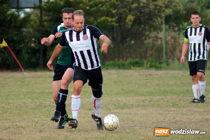 Zdjęcie w galerii na portalu naszwodzislaw.com: Rezerwy czyżowickiego Naprzodu poległy w Raciborzu wiadomości z regionu