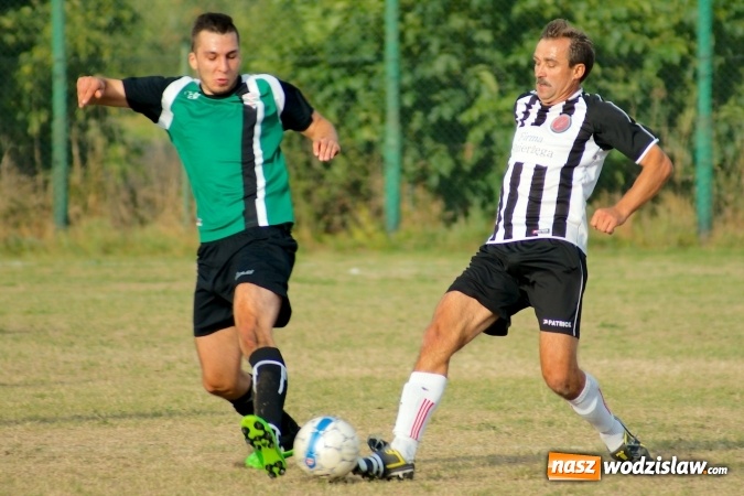 Zdjęcie w galerii na portalu naszwodzislaw.com: Rezerwy czyżowickiego Naprzodu poległy w Raciborzu wiadomości z regionu