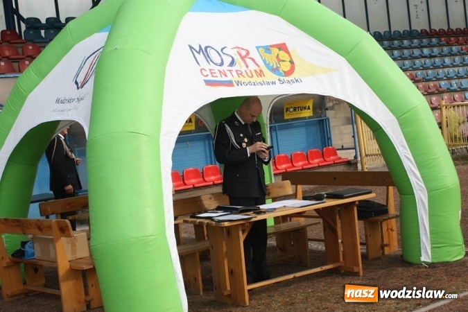 Zdjęcie w galerii na portalu naszwodzislaw.com: Zacięta rywalizacja strażak&oacute;w podczas zawod&oacute;w pożarniczych wiadomości z regionu