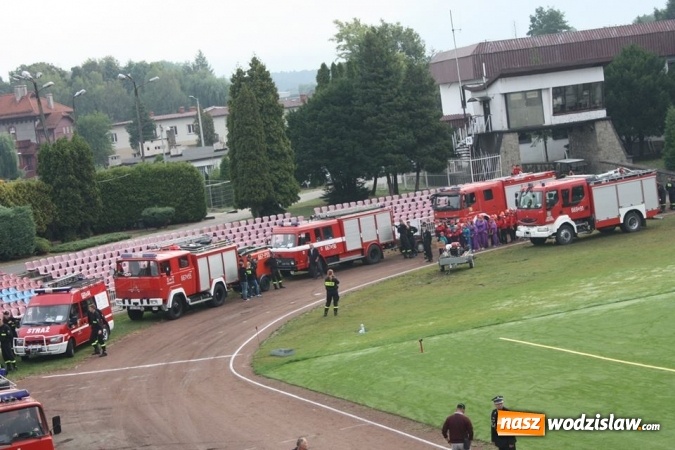 Zdjęcie w galerii na portalu naszwodzislaw.com: Zacięta rywalizacja strażak&oacute;w podczas zawod&oacute;w pożarniczych wiadomości z regionu