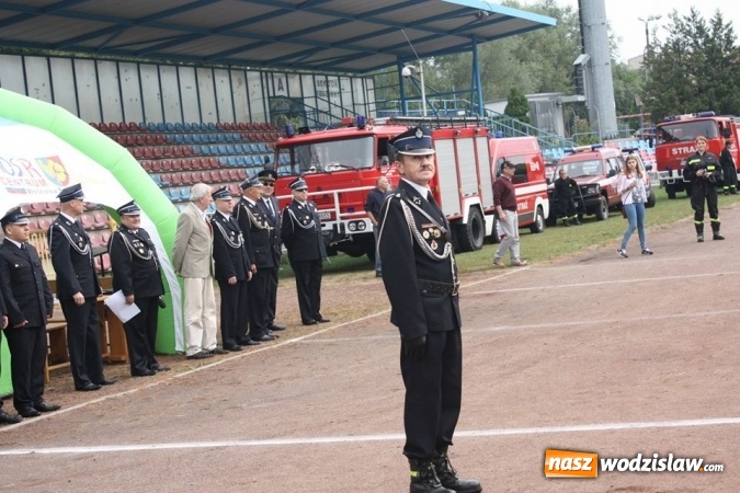 Zdjęcie w galerii na portalu naszwodzislaw.com: Zacięta rywalizacja strażak&oacute;w podczas zawod&oacute;w pożarniczych wiadomości z regionu