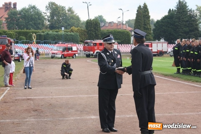 Zdjęcie w galerii na portalu naszwodzislaw.com: Zacięta rywalizacja strażak&oacute;w podczas zawod&oacute;w pożarniczych wiadomości z regionu