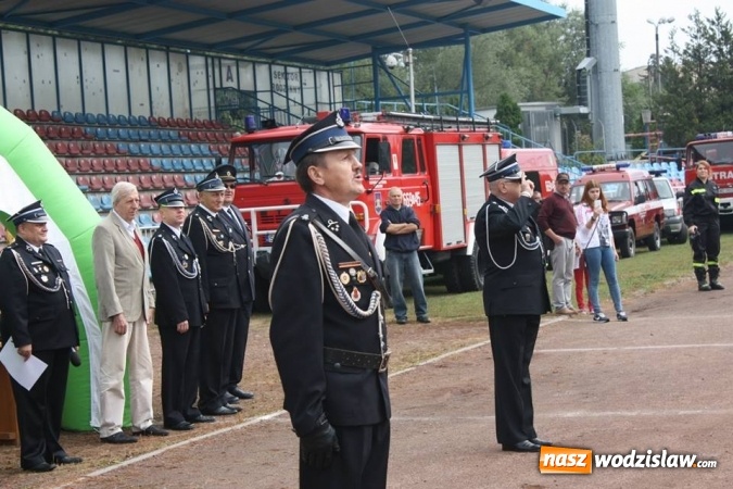 Zdjęcie w galerii na portalu naszwodzislaw.com: Zacięta rywalizacja strażak&oacute;w podczas zawod&oacute;w pożarniczych wiadomości z regionu